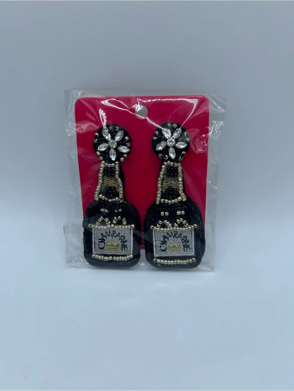 🆕 Black and Gold Beaded Champagne Bottle Drop Earrings 🍾